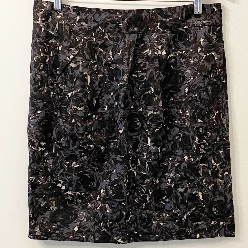 LOFT Dark Floral Pattern Skirt